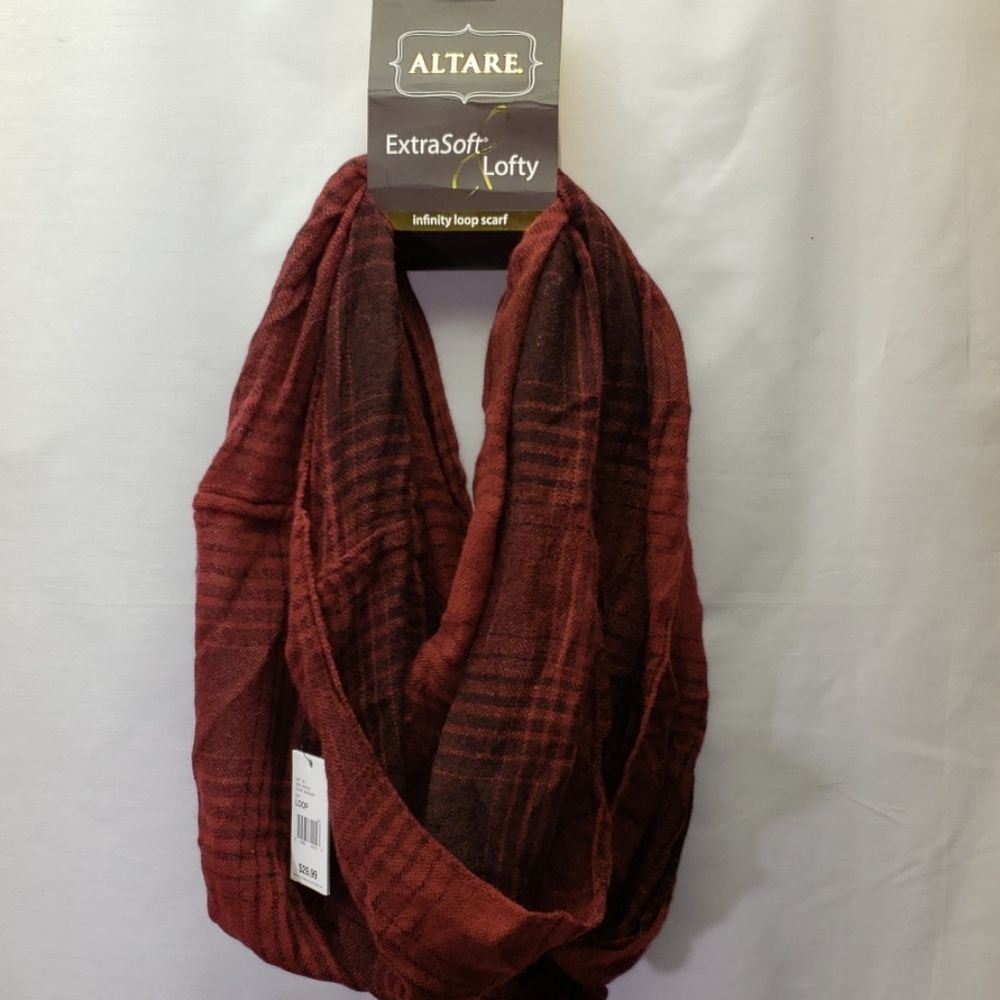 *NWT*Altare Extra Soft & Lofty Infinity Loop Scarf